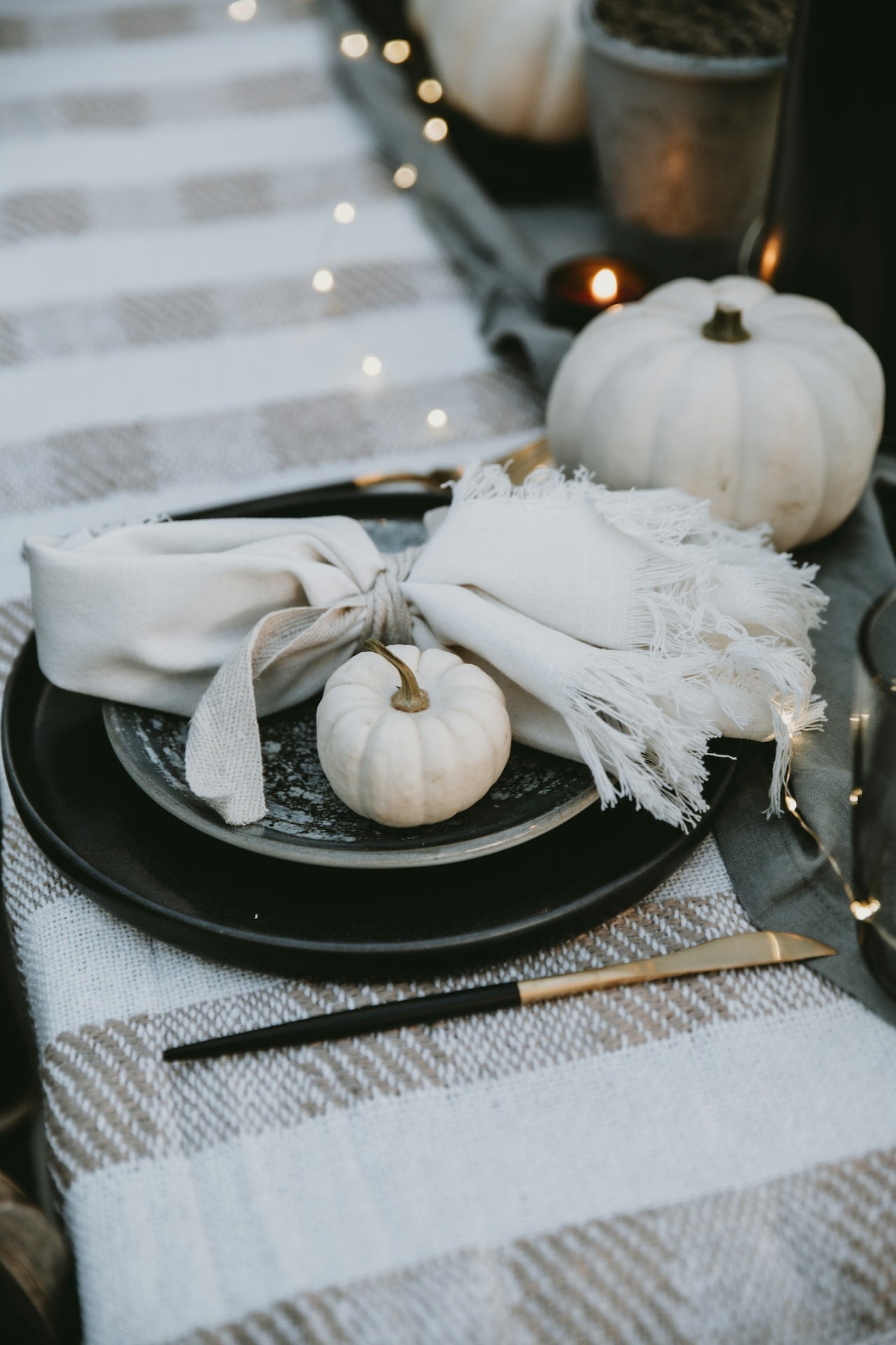 Orange Is Not the New Black: Fall Decor That’s Chic, Cozy, and Unexpected