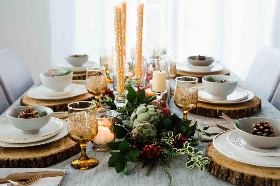 Thanksgiving Table Decor Ideas That Celebrate Family, Friends, and Tradition