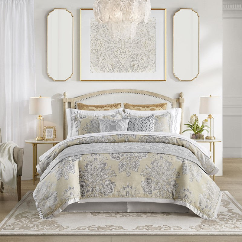 Loretta 4 Piece Comforter Set by Croscill Classics