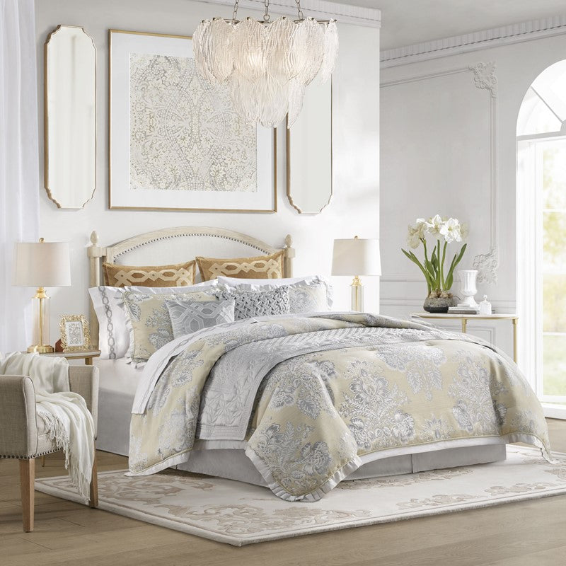 Loretta 4 Piece Comforter Set by Croscill Classics