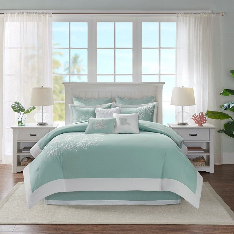 Coastline Oversized Cotton Jacquard Comforter Set by Harbor House