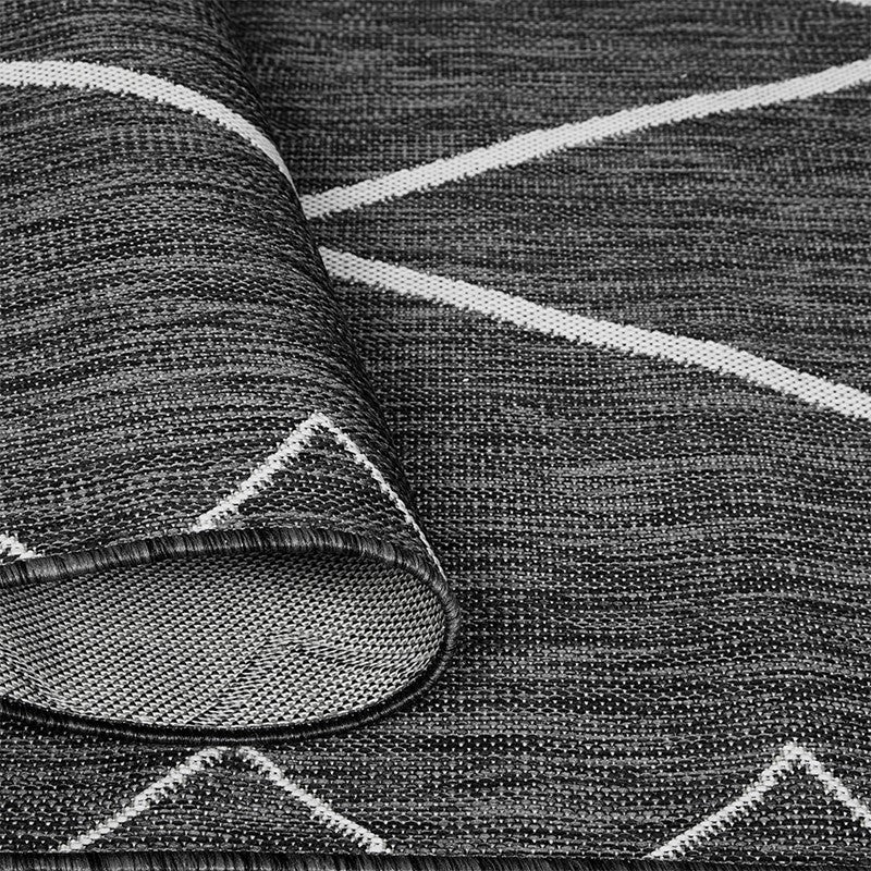 Darya Moroccan Indoor/Outdoor Rug by Madison Park