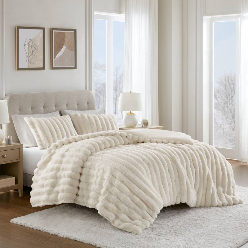 Jasmine 3 Piece Faux Fur Comforter Set by Madison Park