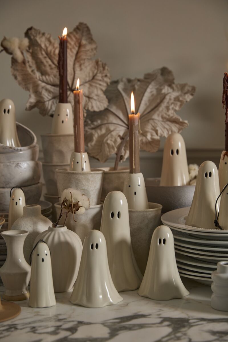 Ghostsly Figurine
