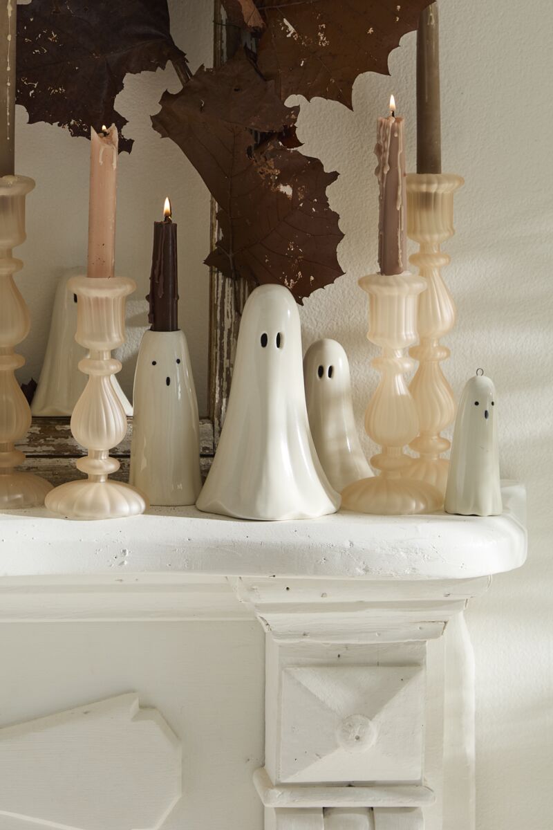 Ghostsly Figurine