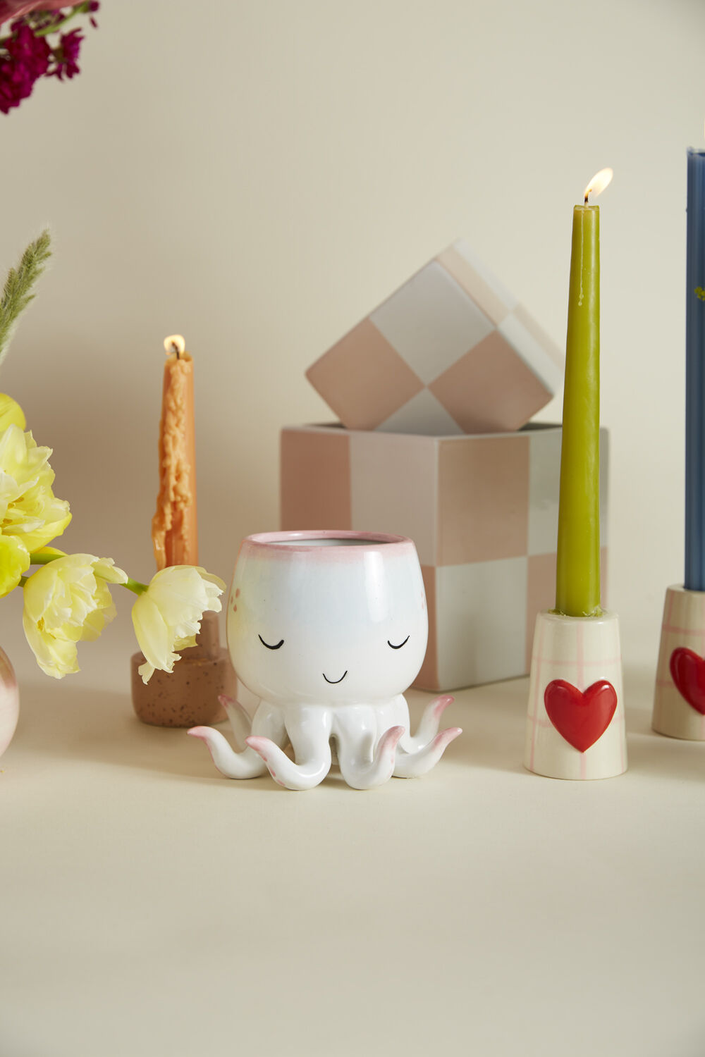 Open Arms Octopus Pot