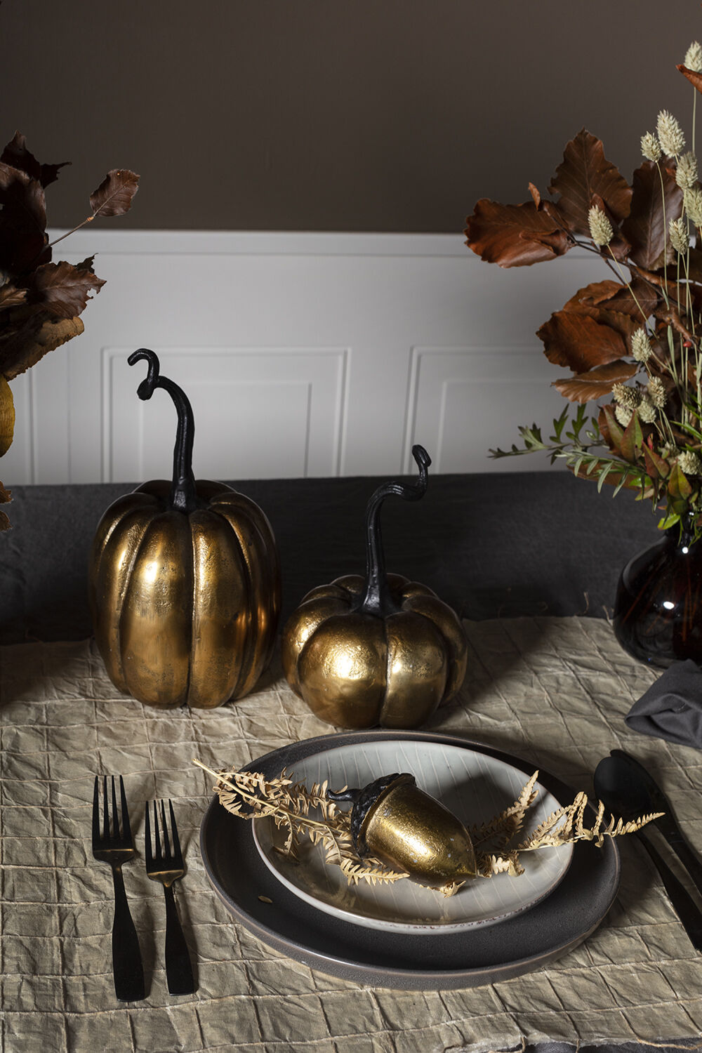 Antique Gold-Finished Cast Aluminum Acorn